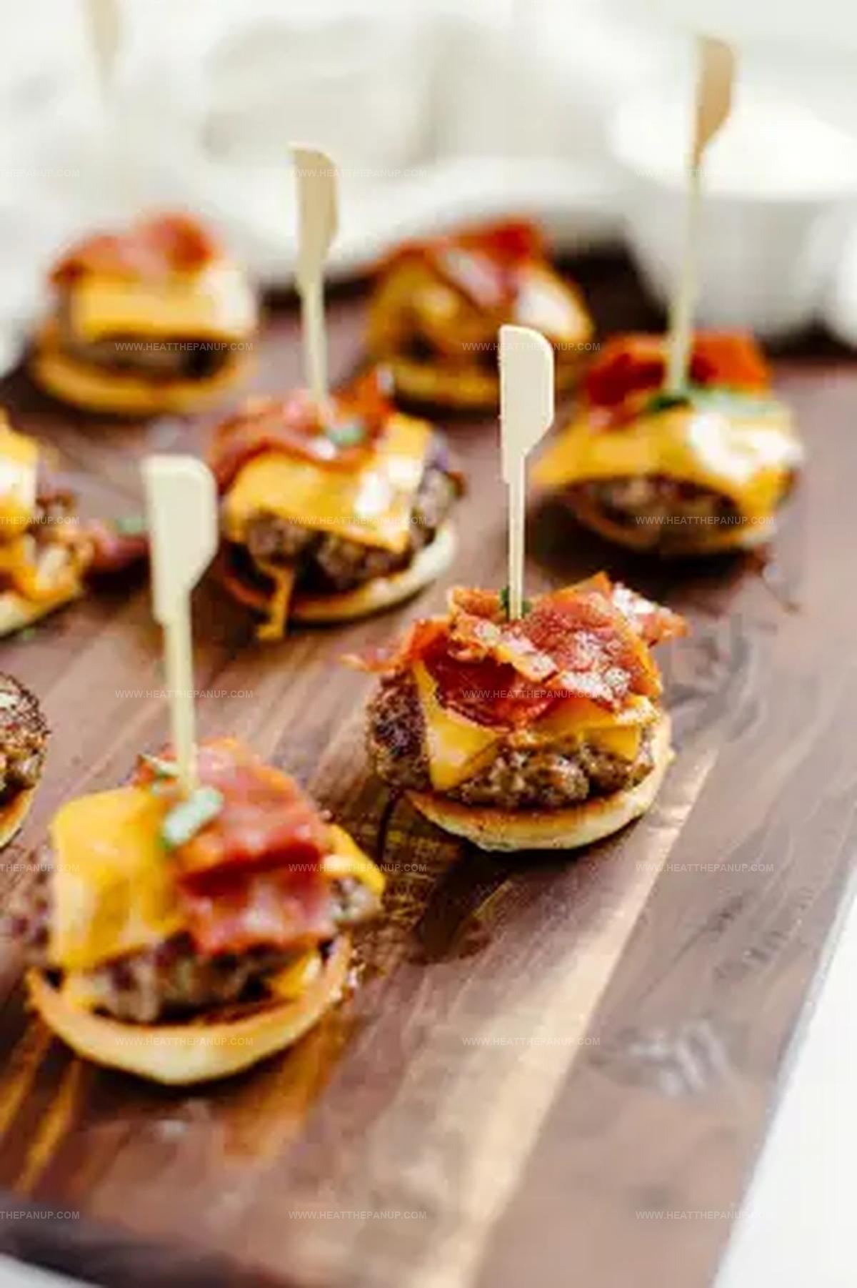4Th Of July Mini Cheeseburgers Recipe