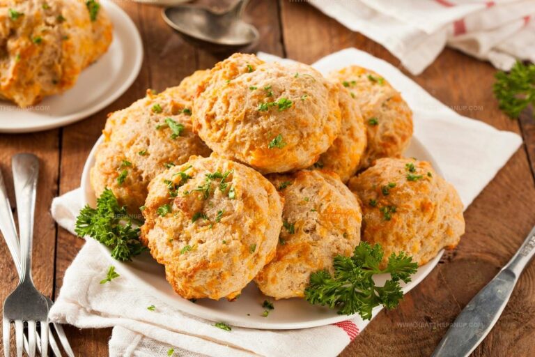Cheddar Bay Stuffed Biscuits Recipe