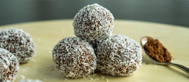 Swedish Oatmeal Balls (Chokladbollar)