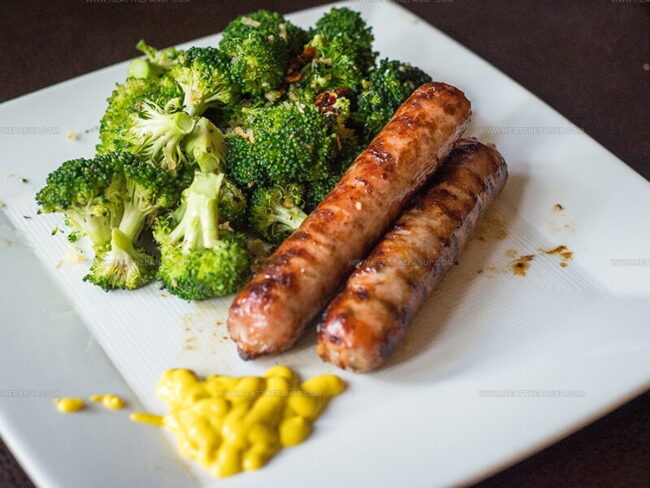 Secrets to Perfect Serving Knockwurst and Bratwurst